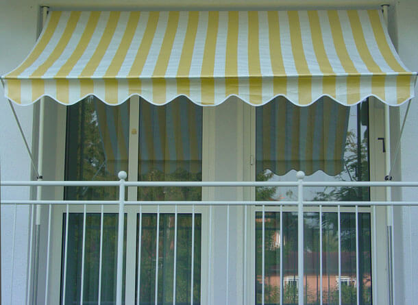 Tenda da sole giallo-bianco